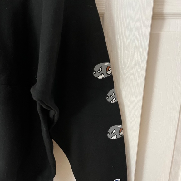 Brand new with tags Champion Super Mario Hoodie - Picture 2 of 3